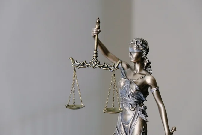 Direito penal pcal: Fita de isolamento de local de crime e procedimento pericial da Polícia Civil