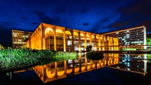 História da Diplomacia: Do Rei ao Concurso Anual