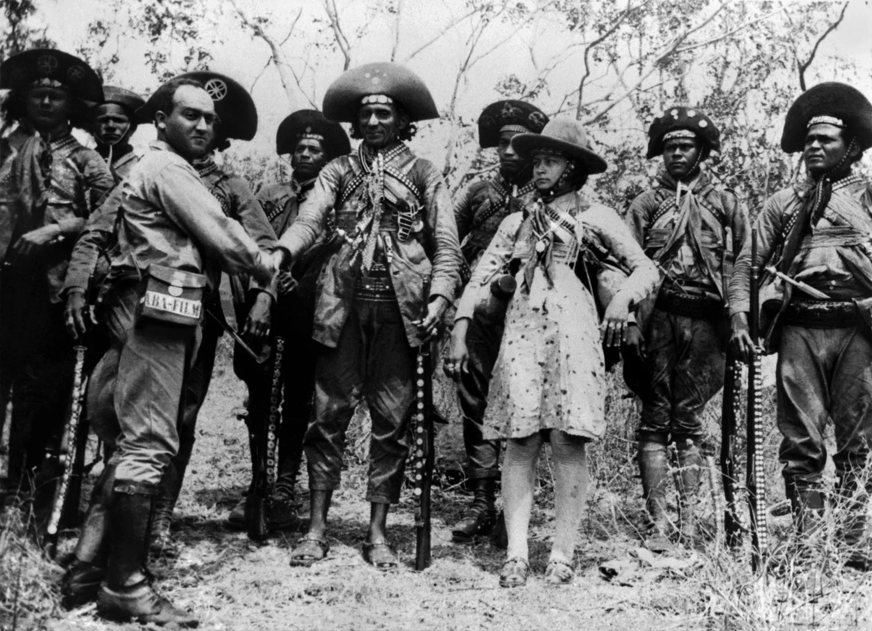 Lampião no sertão nordestino onde atuavam as tropas volantes das polícias militares estaduais