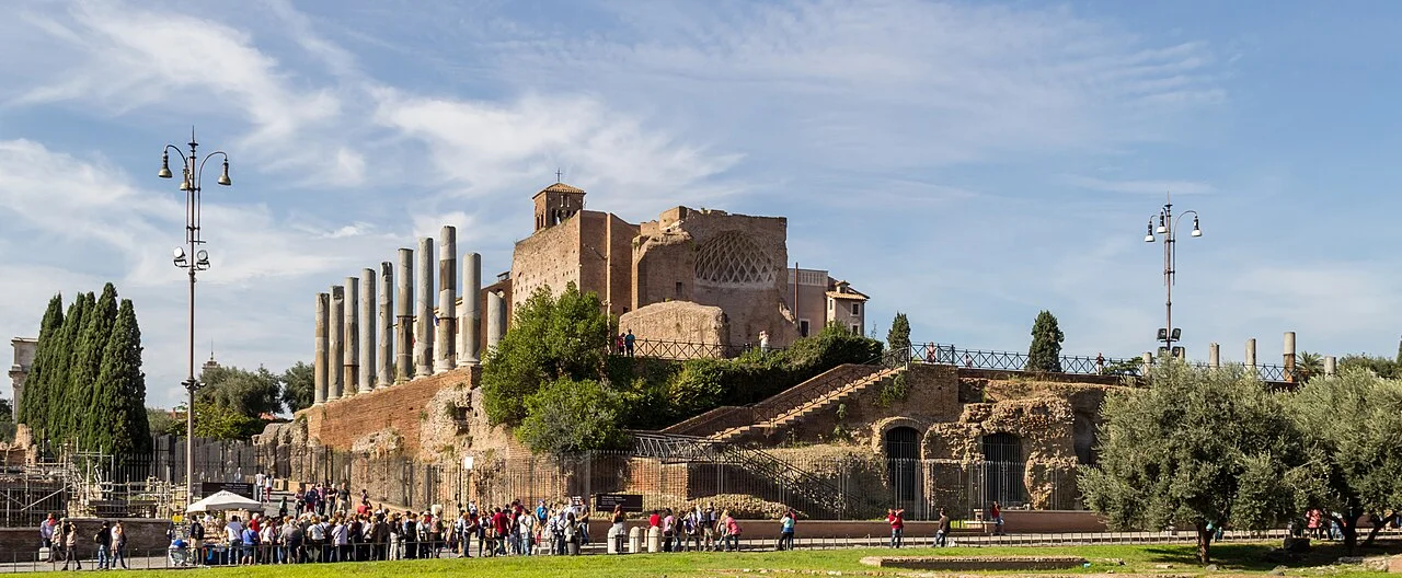 Fórum Romano e as origens da oratória e do método de Loci