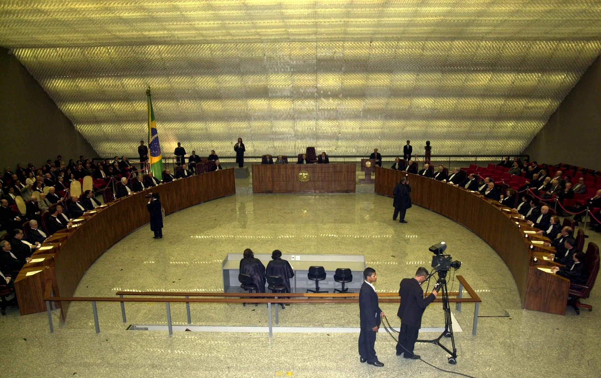 Vista externa da sede do Superior Tribunal de Justiça em Brasília