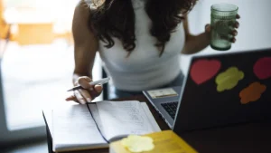 Como Estudar para Concurso com IA de Graça