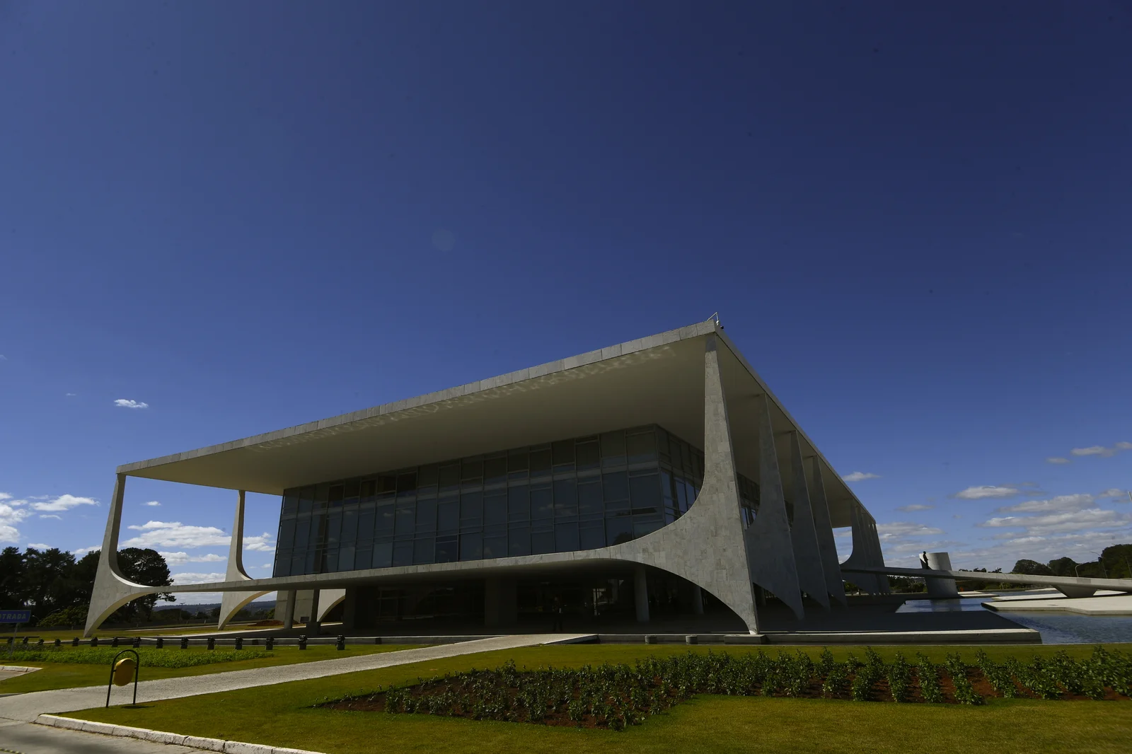 Palacio do Planalto em Brasilia onde sao articuladas as politicas de concursos federais e autorizacoes orcamentarias
